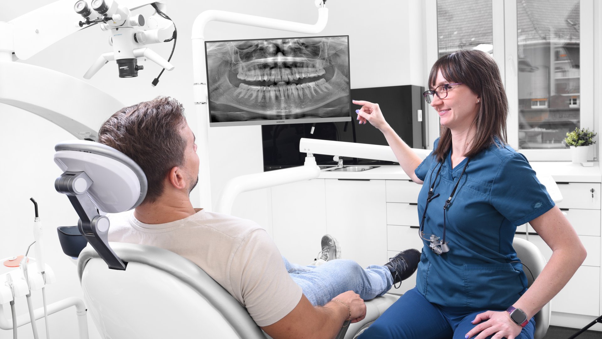 Megfizethető esztétikus fogtömés árak a PureDental Fogászaton Esztétikus fogtömés árak a PureDental Fogászaton