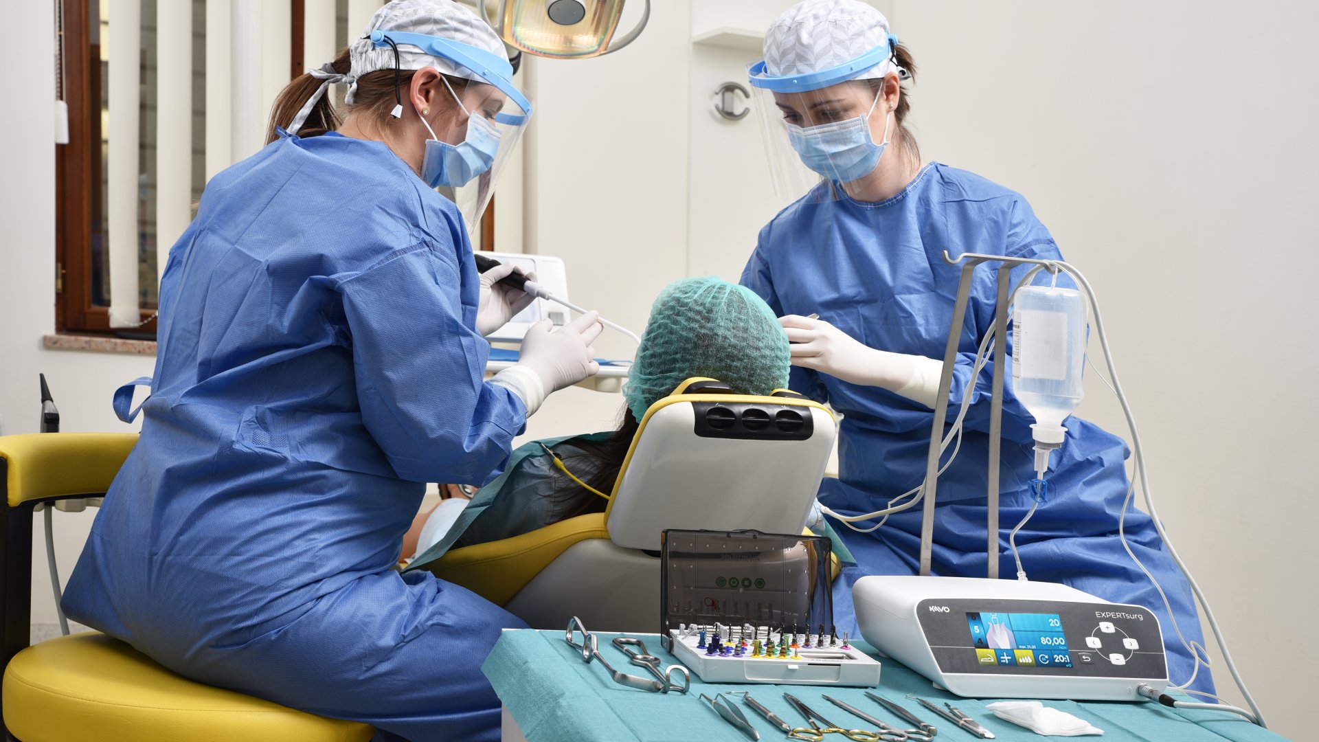 Amit a fogászati implantátumok típusairól és beültetéséréről tudni kell