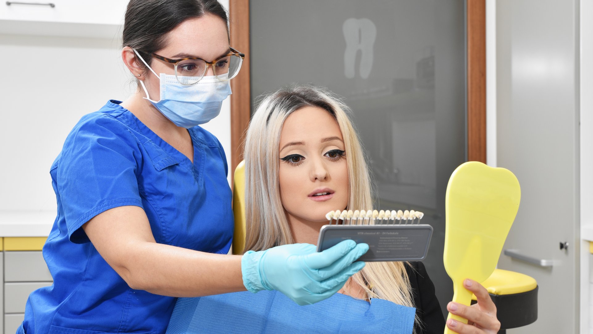 Visszafordíthatatlan károkat okozhatunk, ha otthon kísérletezünk a fogfehérítéssel! Otthoni fogfehérítés: Ezért ne kísérletezzük