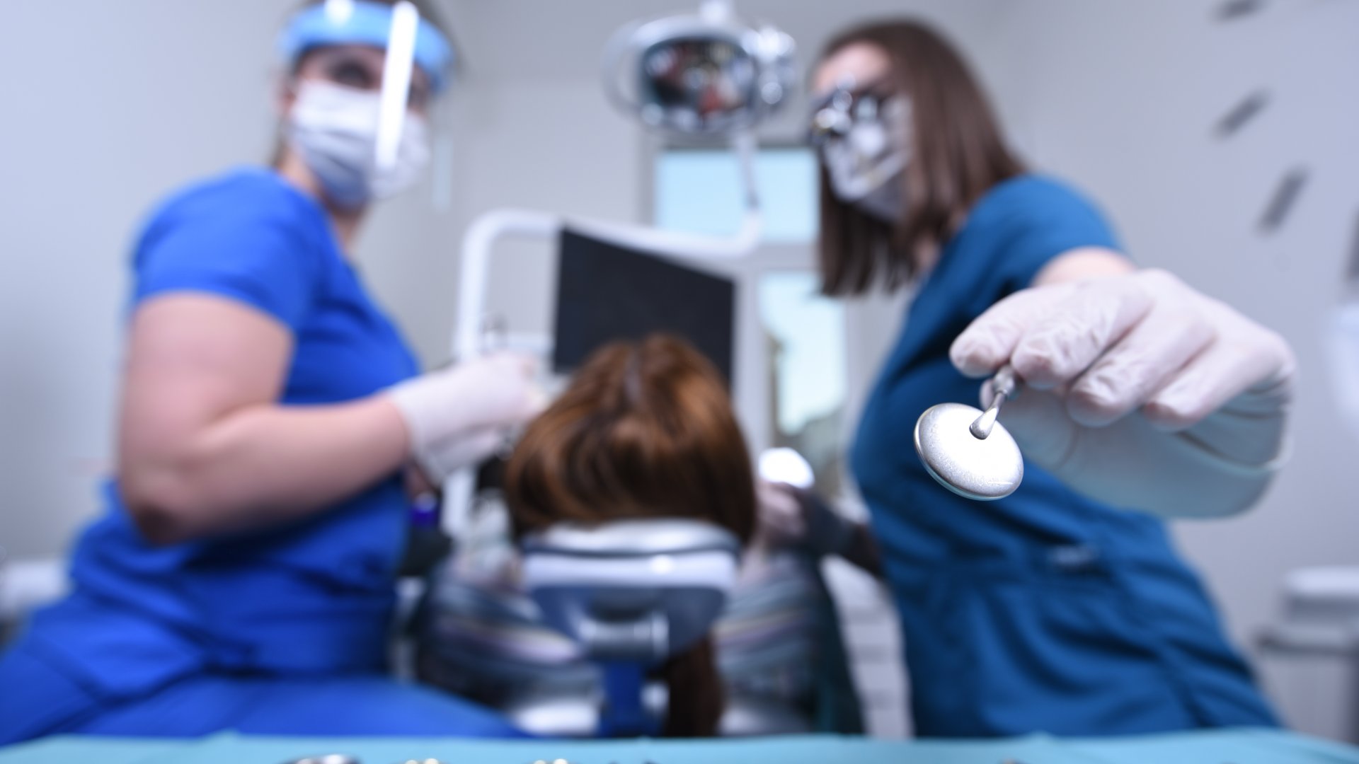 Szájsebészeti kezelés árak | PureDental Fogászat