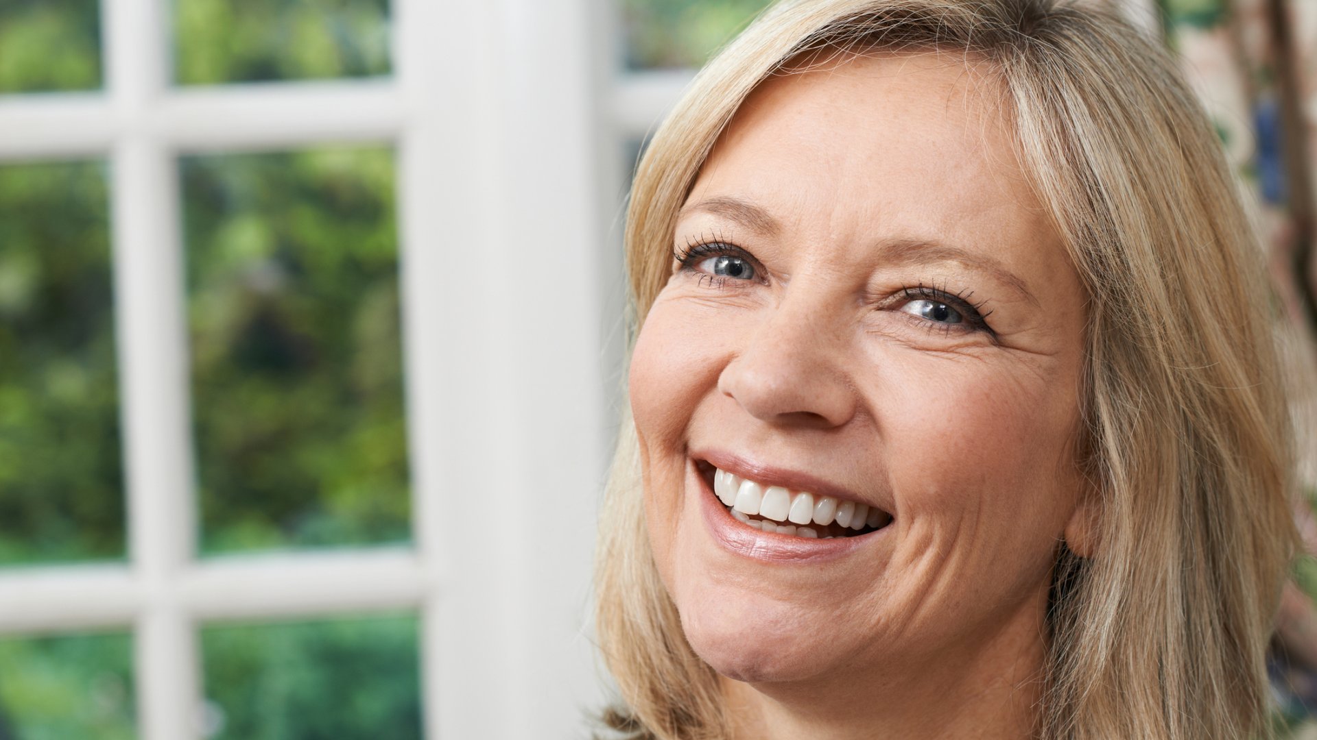 Bone replacement before tooth implantation: Why might it be necessary?