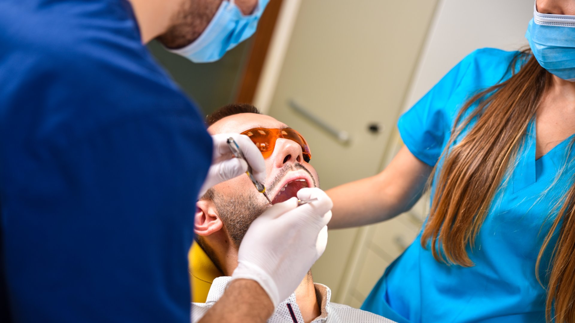 Wisdom tooth surgery: When is it necessary? | PureDental