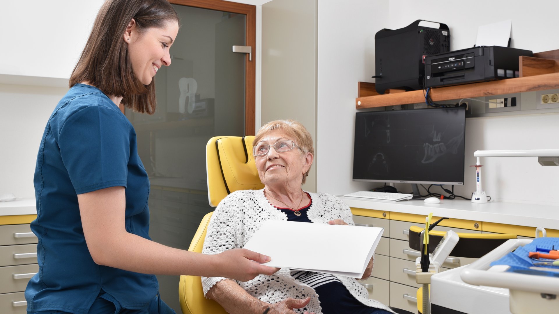 Metal-free dentures for a smile you can live with | PureDental Metal-free dentures for a smile you can live with | PureDental