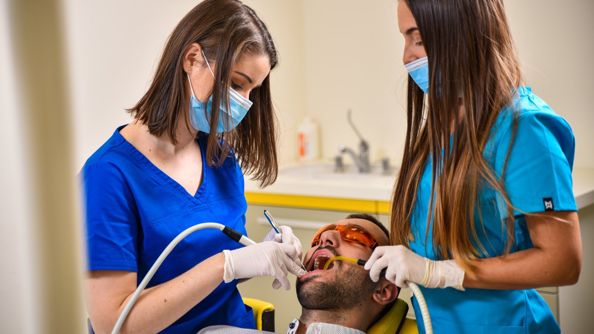 Effective treatment of tooth decay | PureDental