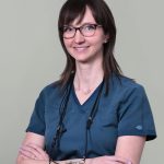 Dr. Melinda Váry
